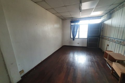 Casa de 4 dormitorios en Pattaya, Tailandia № 157521 - foto 7
