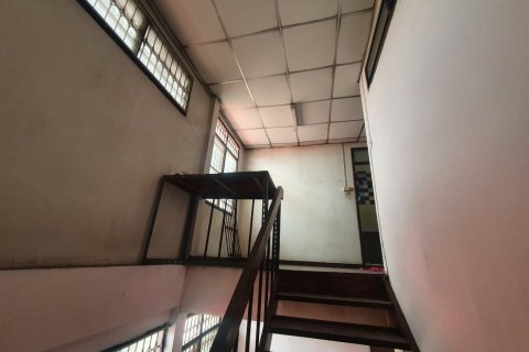Casa de 4 dormitorios en Pattaya, Tailandia № 157521 - foto 3