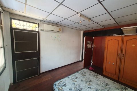 Casa de 4 dormitorios en Pattaya, Tailandia № 157521 - foto 13