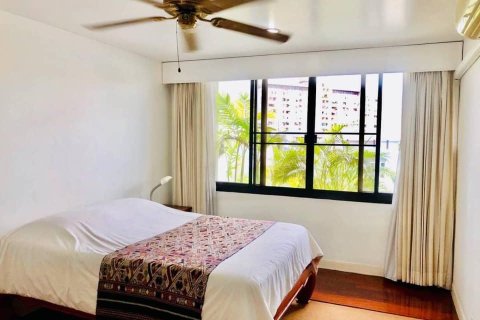 Casa de 4 dormitorios en Bangkok, Tailandia № 157524 - foto 5