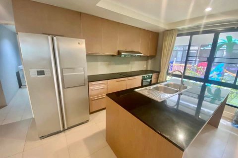 Casa de 4 dormitorios en Bangkok, Tailandia № 157525 - foto 14