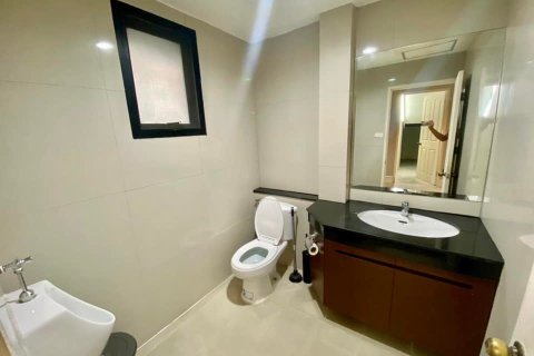 Casa de 4 dormitorios en Bangkok, Tailandia № 157525 - foto 10