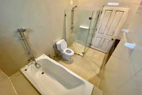 Casa de 4 dormitorios en Bangkok, Tailandia № 157525 - foto 8