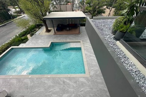 Chalet de 5 dormitorios en Suan Luang, Bangkok, Tailandia № 133901 - foto 10
