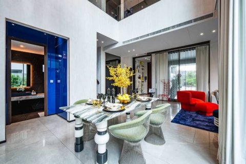 Chalet de 3 dormitorios en Bueng Kum, Bangkok, Tailandia № 133900 - foto 8