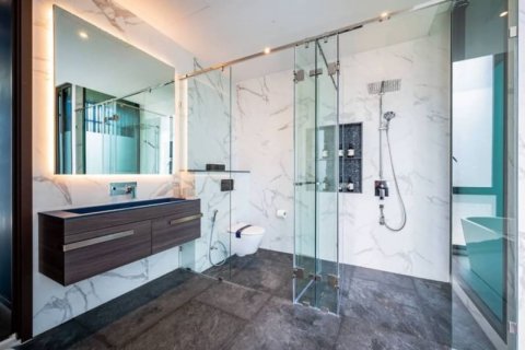 Chalet de 3 dormitorios en Bueng Kum, Bangkok, Tailandia № 133900 - foto 14