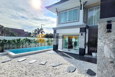 Estudio en Pattaya, Tailandia № 144638 - foto 3