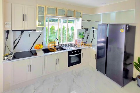 Estudio en Pattaya, Tailandia № 144638 - foto 8