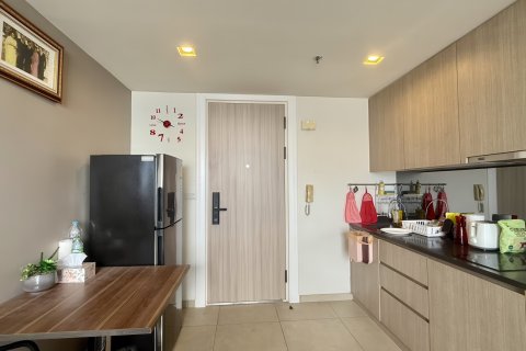 Apartamento de 2 dormitorios en Pattaya, Tailandia № 190896 - foto 8