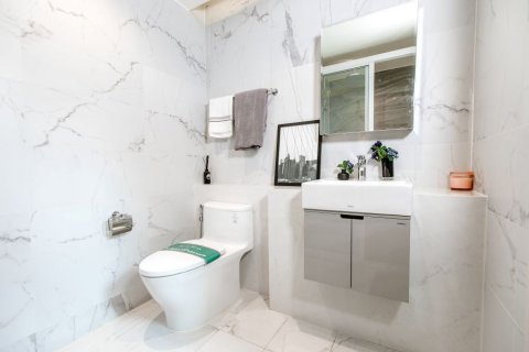 Condominio de 2 dormitorios en Sathon, Bangkok, Tailandia № 133704 - foto 12