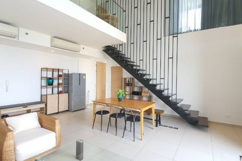Condominio de 2 dormitorios en Watthana, Bangkok, Tailandia № 133702 - foto 3