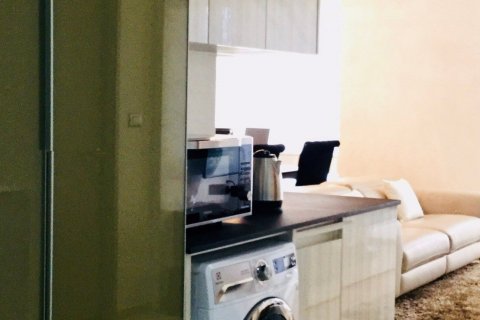 Condominio de 2 dormitorios en Watthana, Bangkok, Tailandia № 133708 - foto 4