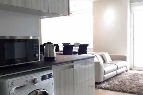 Condominio de 2 dormitorios en Watthana, Bangkok, Tailandia № 133708 - foto 3