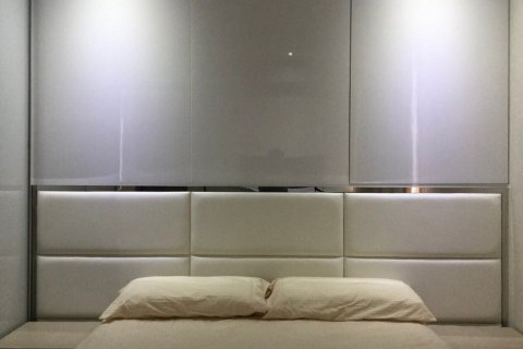Condominio de 2 dormitorios en Watthana, Bangkok, Tailandia № 133708 - foto 7