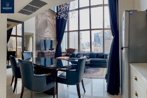 Condominio de 2 dormitorios en Watthana, Bangkok, Tailandia № 133707 - foto 4