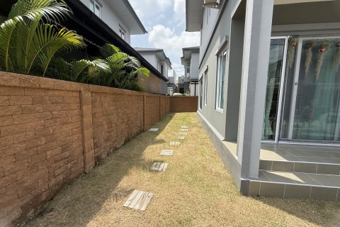 Casa de 3 dormitorios en Phuket, Tailandia № 168934 - foto 23