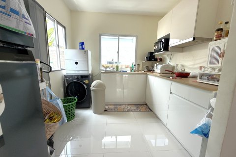 Casa de 3 dormitorios en Phuket, Tailandia № 168934 - foto 3