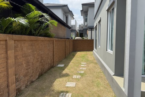 Casa de 3 dormitorios en Phuket, Tailandia № 168934 - foto 19