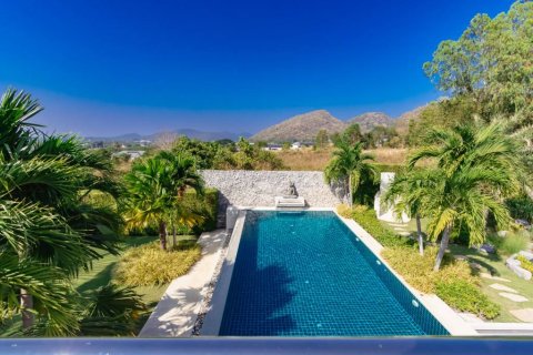 Chalet de 4 dormitorios en Hua Hin, Tailandia № 117356 - foto 5