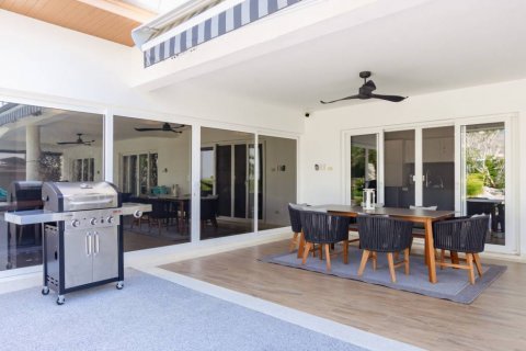 Chalet de 4 dormitorios en Hua Hin, Tailandia № 117356 - foto 10