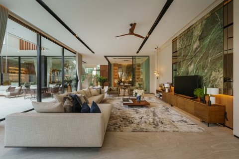 Chalet de 4 dormitorios en Bang Tao, Tailandia № 166254 - foto 5