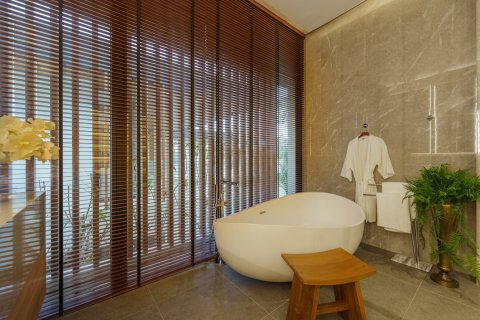 Chalet de 4 dormitorios en Bang Tao, Tailandia № 166254 - foto 12