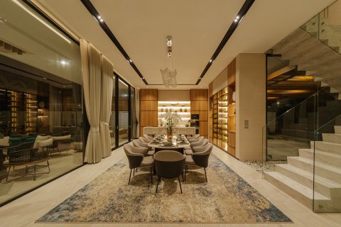 Chalet de 4 dormitorios en Bang Tao, Tailandia № 166254 - foto 16
