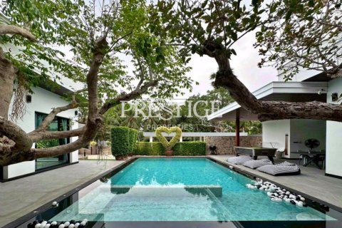 House in Pattaya, Thailand 5 bedrooms № 198161 - photo 29