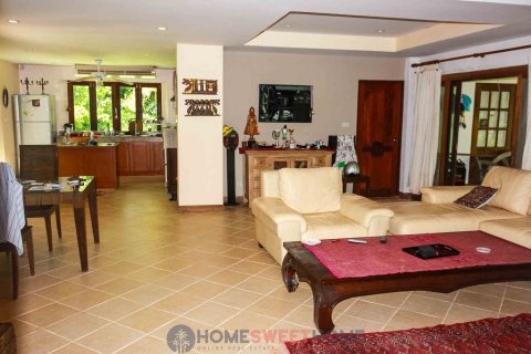 Chalet de 4 dormitorios en Ko Samui, Tailandia № 180201 - foto 8