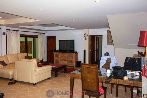 Chalet de 4 dormitorios en Ko Samui, Tailandia № 180201 - foto 9