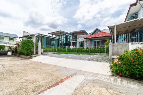 Casa de 7 dormitorios en Bang Khae, Bangkok, Tailandia № 137603 - foto 3