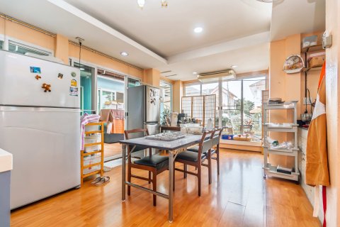 Casa de 7 dormitorios en Bang Khae, Bangkok, Tailandia № 137603 - foto 8