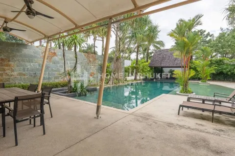 Casa de 4 dormitorios en Phuket, Tailandia № 146673 - foto 5