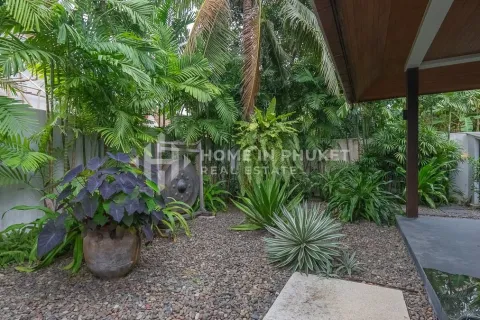 Casa de 4 dormitorios en Phuket, Tailandia № 146673 - foto 28