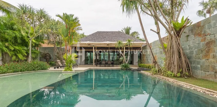 Casa de 4 dormitorios en Phuket, Tailandia № 146673