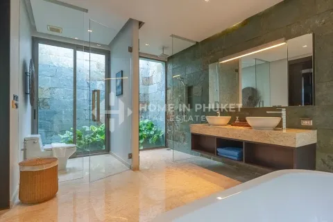 Casa de 4 dormitorios en Phuket, Tailandia № 146673 - foto 15