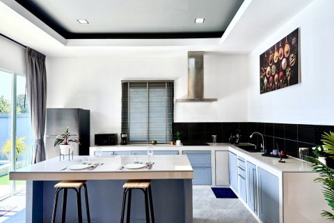 Casa de 3 dormitorios en Bang Lamung, Tailandia № 158742 - foto 11