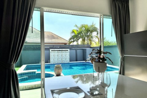 Casa de 3 dormitorios en Bang Lamung, Tailandia № 158742 - foto 12