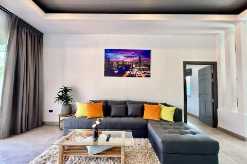 Casa de 3 dormitorios en Bang Lamung, Tailandia № 158742 - foto 7