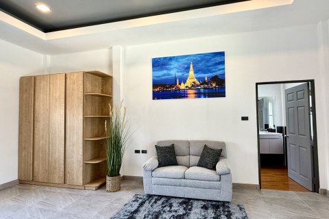 Casa de 3 dormitorios en Bang Lamung, Tailandia № 158742 - foto 14