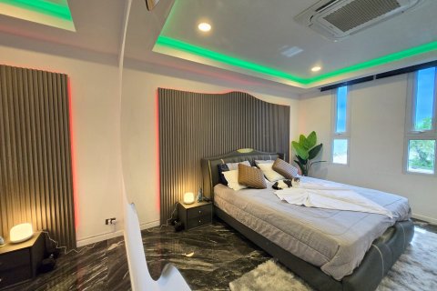 Condominio de 2 dormitorios en Pattaya, Tailandia № 170312 - foto 21