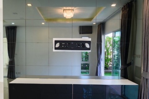 Condominio de 2 dormitorios en Pattaya, Tailandia № 170307 - foto 11