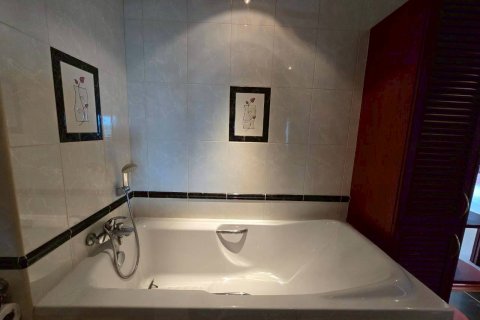 Condominio de 2 dormitorios en Pattaya, Tailandia № 170308 - foto 20