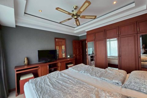 Condominio de 2 dormitorios en Pattaya, Tailandia № 170308 - foto 16