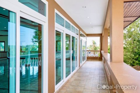 Haus in Pattaya, Thailand 6 Schlafzimmer № 170430 - Foto 8
