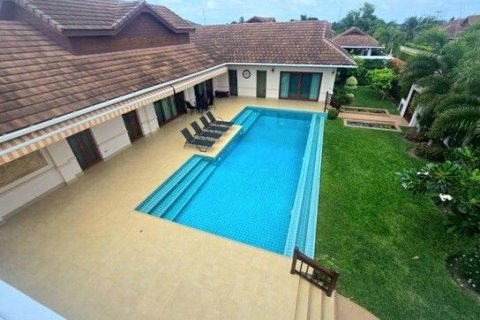 Villa à Hua Hin, Thaïlande 4 chambres № 169062