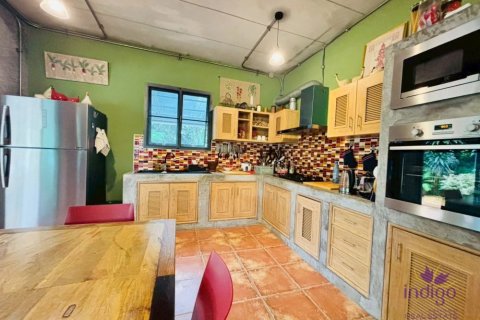 House in Chiang Mai, Thailand 5 bedrooms № 162680 - photo 2