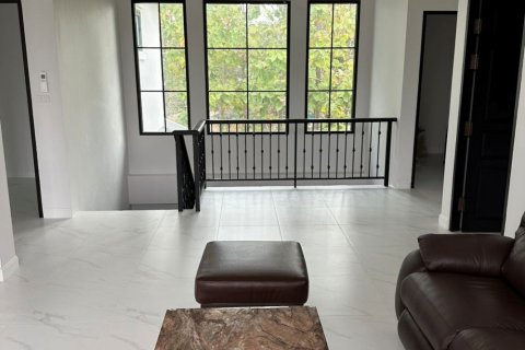 Villa in Chiang Mai, Thailand 4 Schlafzimmer № 162684 - Foto 10