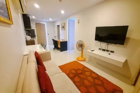 Apartamento de 1 dormitorio en Pattaya, Tailandia № 205966 - foto 3