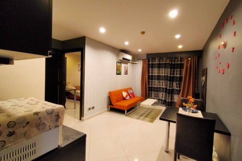 Condominio de 1 dormitorio en Jomtien Beach, Pattaya, Tailandia № 204096 - foto 4